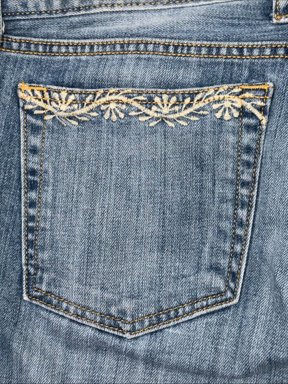Lucky Brand Beachcomber Bermuda Denim Embroidered Pockets Shorts - Picture 5 of 7